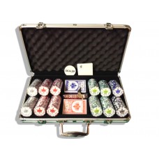 Набор для игры в покер (300 фишек, 2 колоды карт, 5 игральных кубиков)